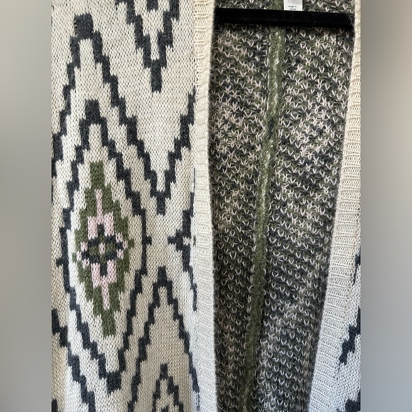 Bethany Mota | Open Front Oversized Shawl Cardigan | Size Small - Picture 5 of 10